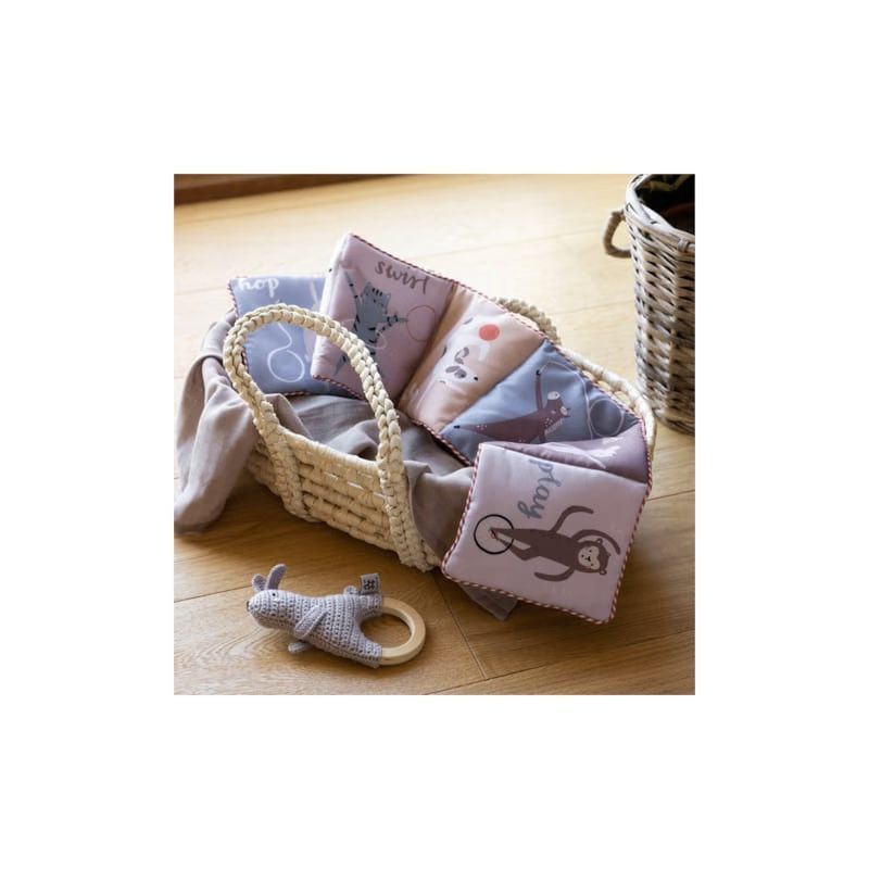 Livre d'activités en tissu teeny toes (Sebra) - Image 1