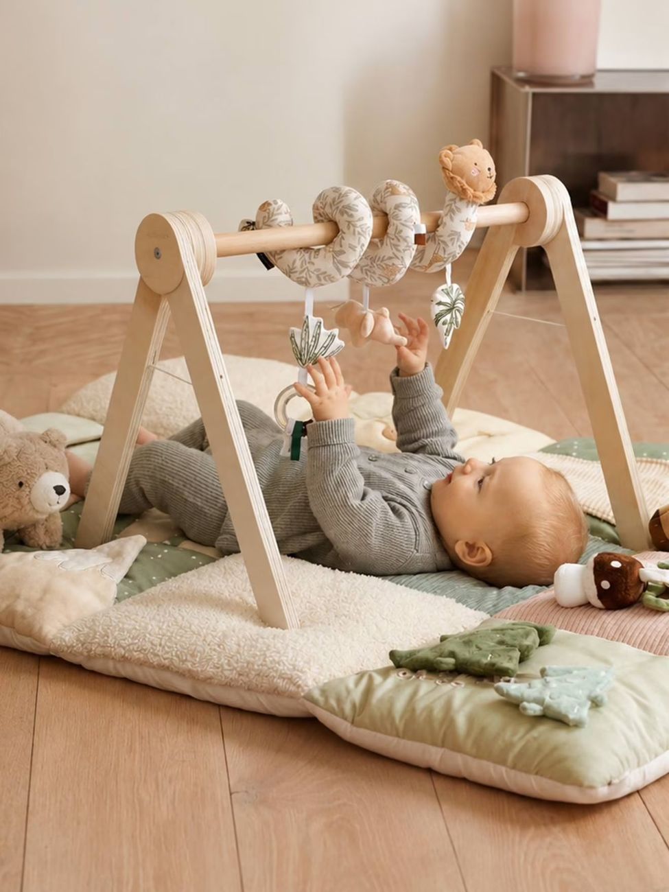 Portique d'activités en bois FSC® bois (Vertbaudet) - Image 1