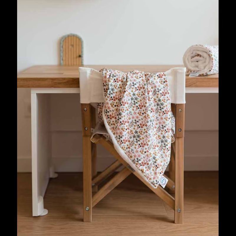 Couverture fleuri rose (Manufacture des bébés français) - Image 1