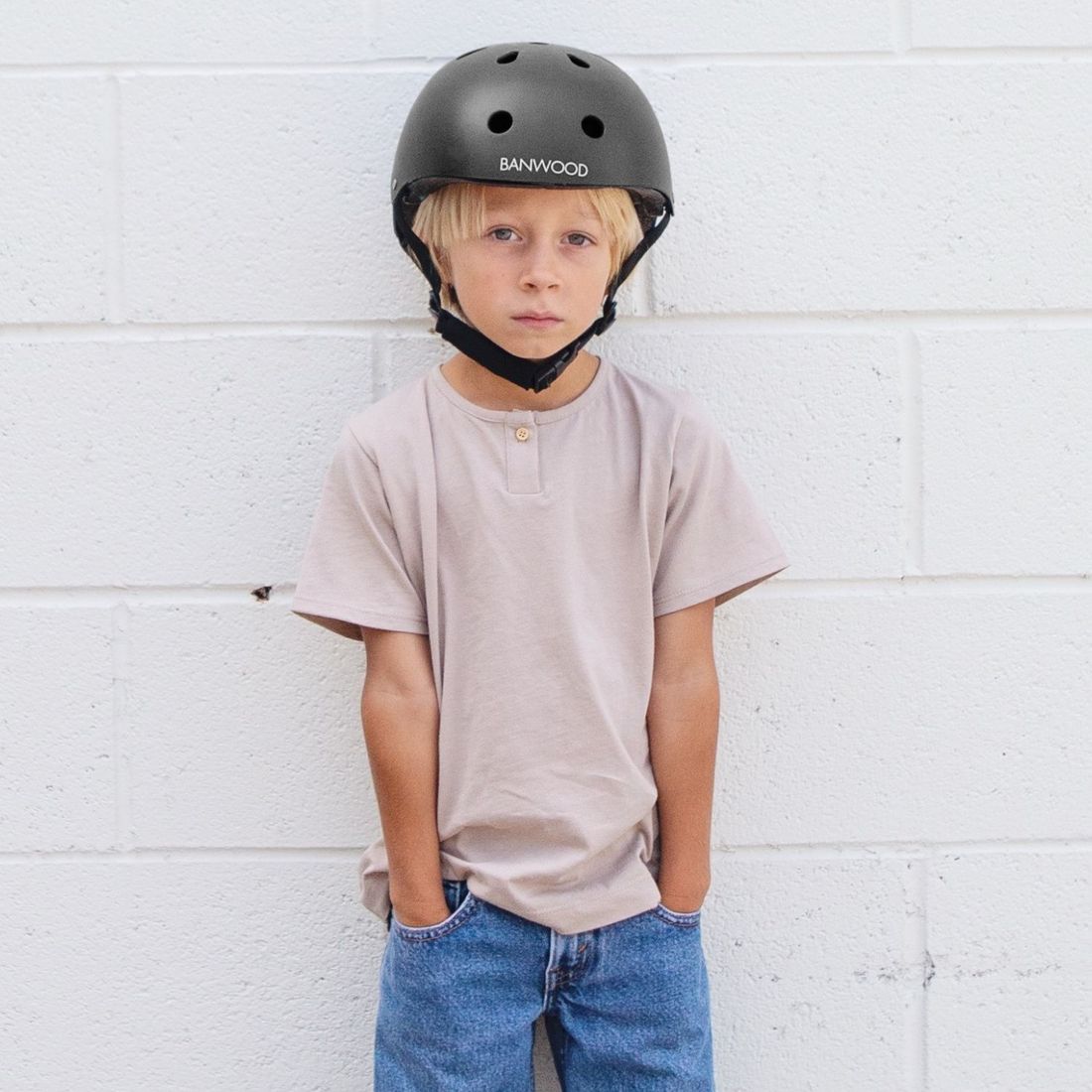 Casque noir (3-7 ans, 50-54 cm) (Banwood) - Image 4