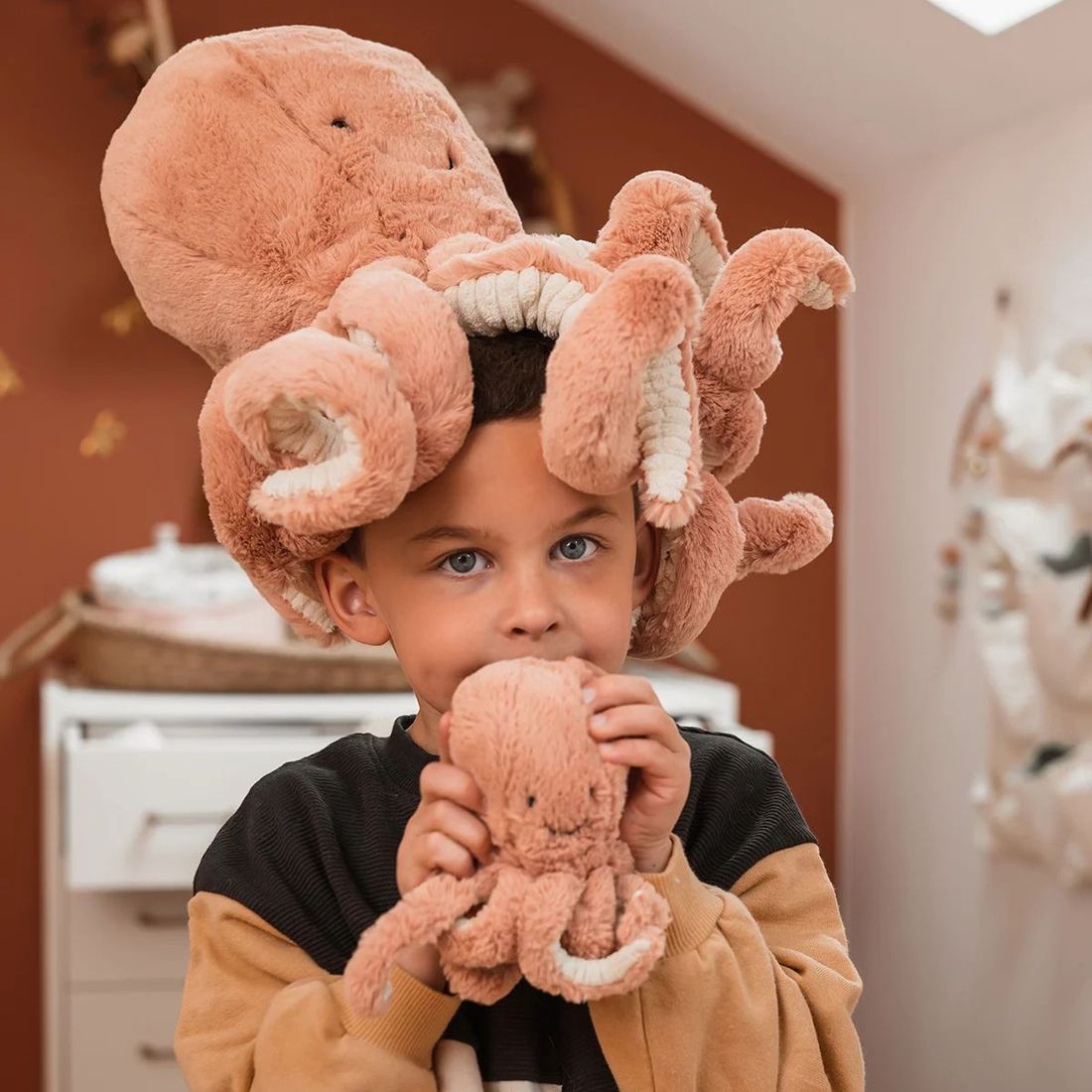 Peluche Pieuvre Odell Jellycat - Doudou XXL Ultra Doux Tentacules Faciles à Saisir - Sécurité EN71 - M - Rose - M - Rose (Jellycat) - Image 6