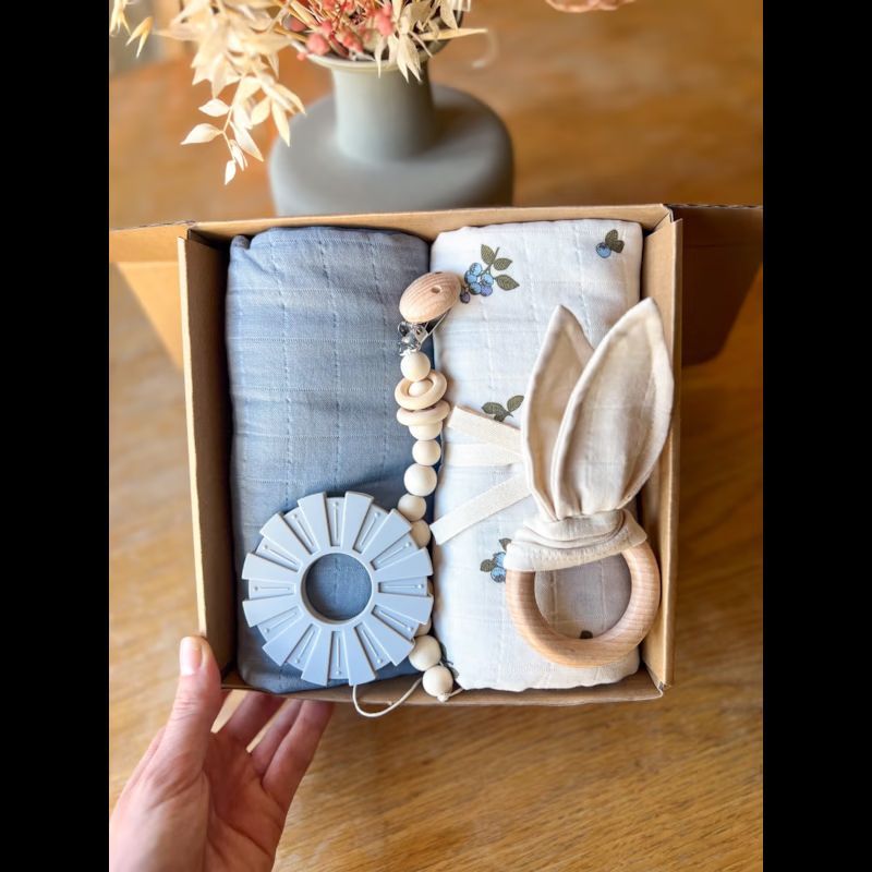 Coffret de naissance bébé bleu (A Mes Copines) - Image 1