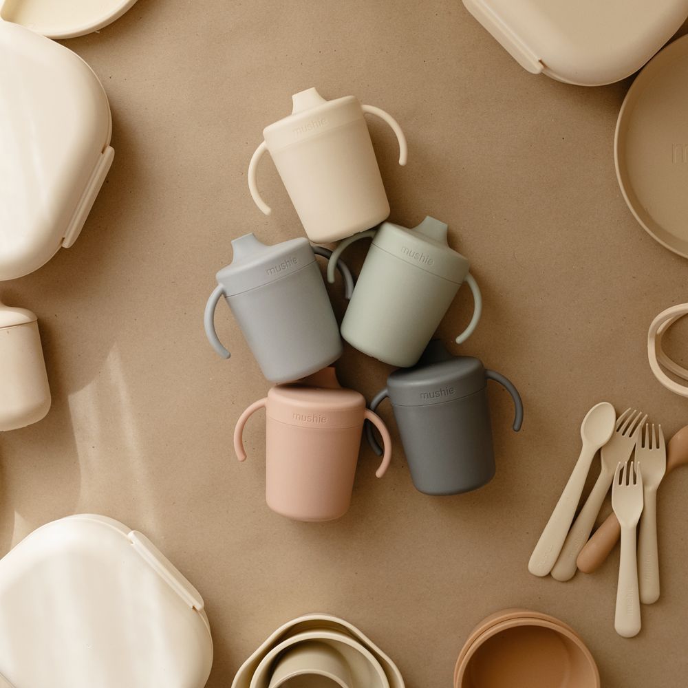 Tasse d'apprentissage en silicone Ivroy (Mushie) - Image 6