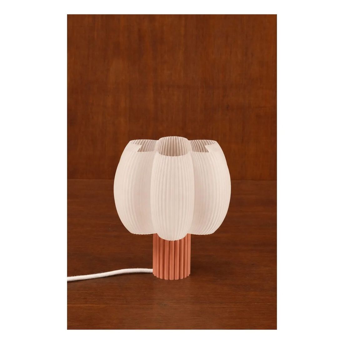 Bleuu-studio - Lampe Fluffy (Bleuu Studio) - Couverture