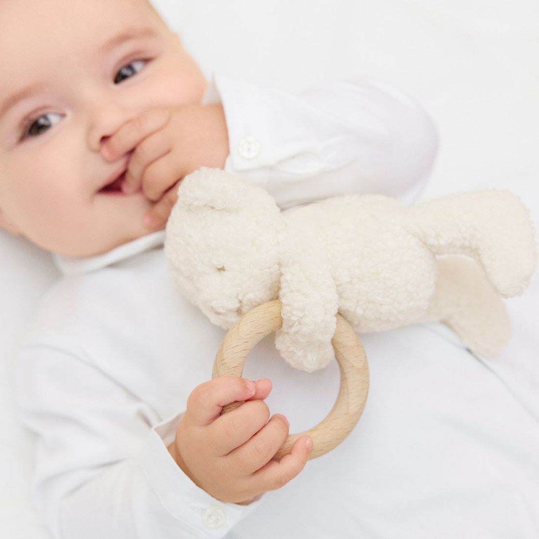 Hochet peluche Gaston l'ourson (Tartine et Chocolat) - Image 2