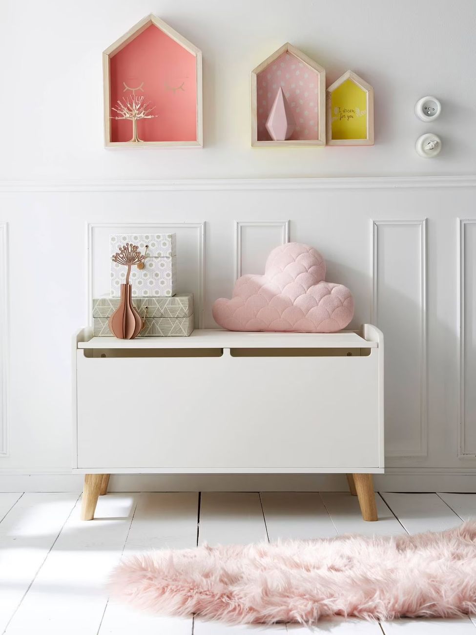Coffre à jouets LIGNE CONFETTI blanc / bois (Vertbaudet) - Couverture