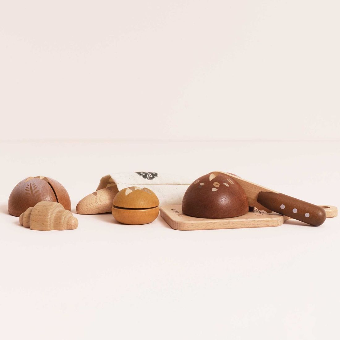Ensemble de baguette et pains artisanaux en bois FSC (Le Toy Van) - Image 5