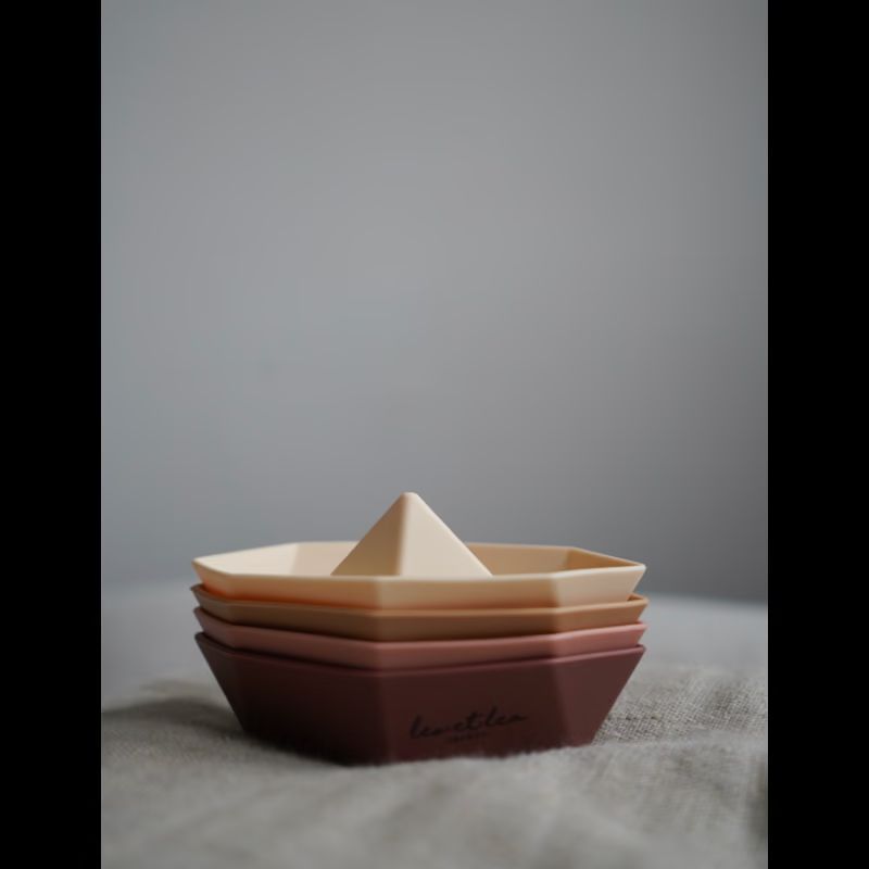 Jouet de bain - bateaux, rose (Léo et Léa France) - Couverture