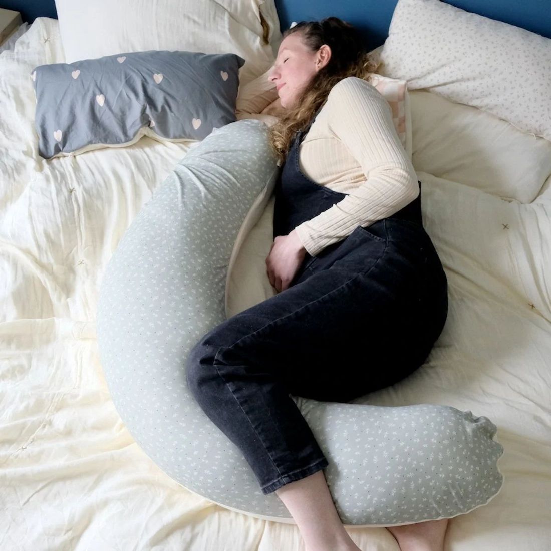 Coussin d'Allaitement Cueillette Sauge (Mezamé Paris) - Image 5