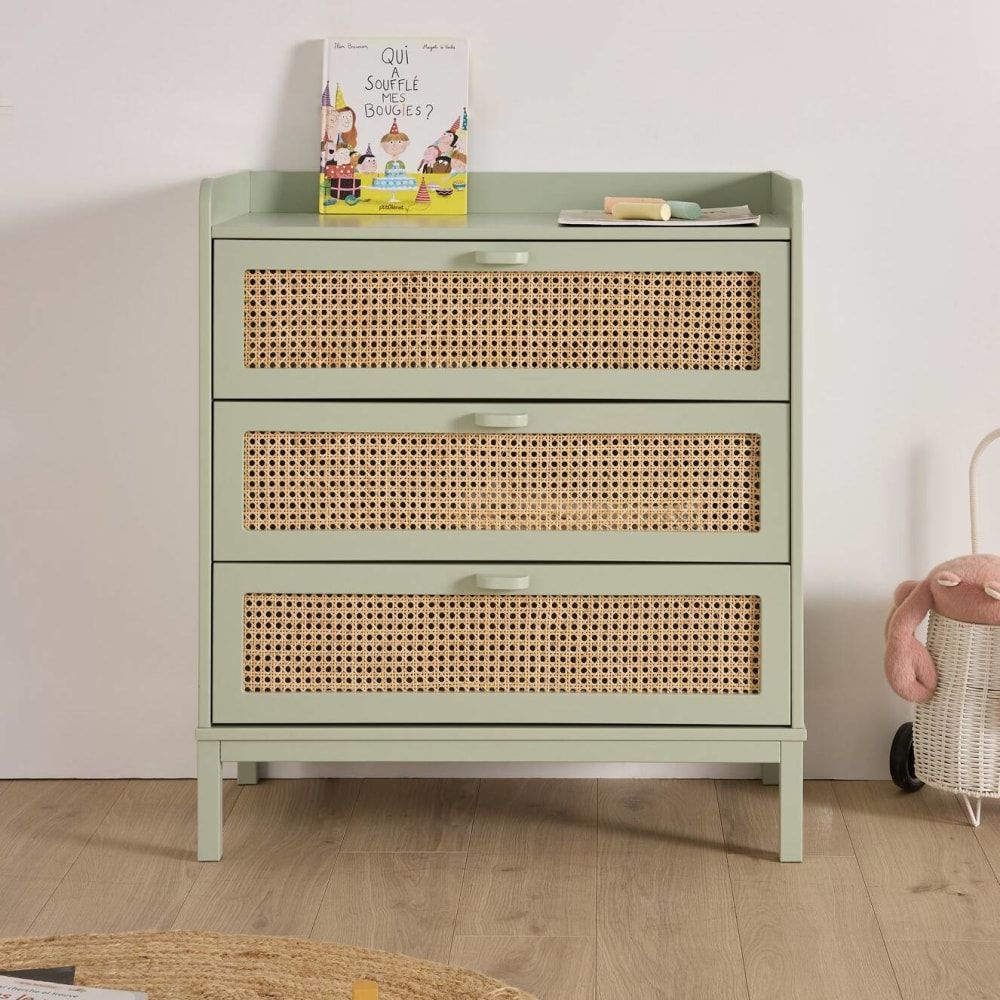 Commode 3 tiroirs effet bois et cannage vert sauge (CAMIF) - Image 1