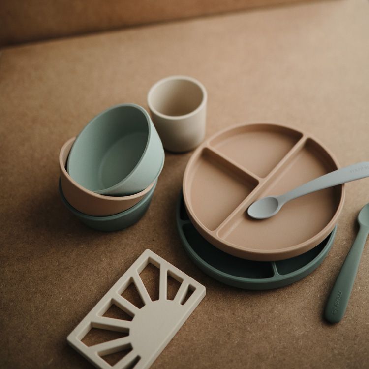 Assiette à compartiments en silicone avec ventouse Natural (Mushie) - Image 6