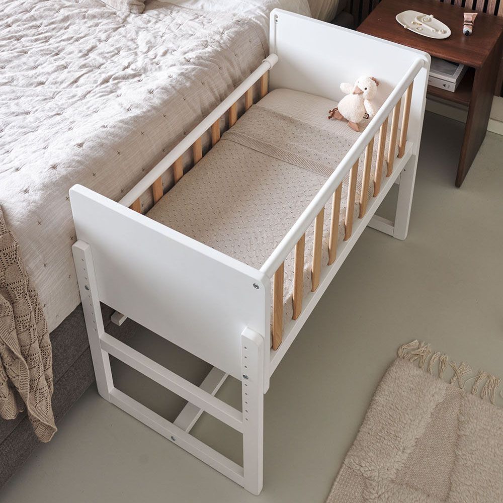 Petite Amélie | Lit cododo Nuage | Lit bébé 2 en 1 | Bois de hêtre massif | Blanc et naturel | 45x90 cm (Petite Amélie) - Image 3