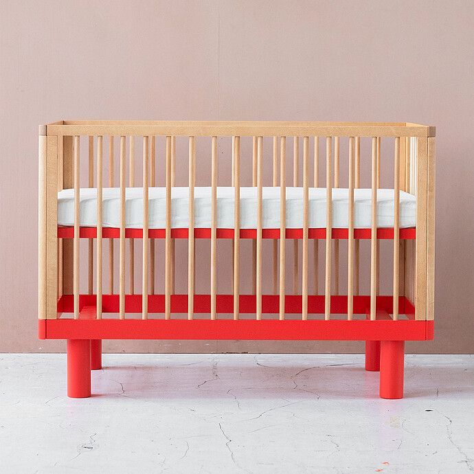 Lit Bébé Evolutif Nox Bois Naturel et Rouge - 60 x 120 cm (Karl & Fric) - Image 3