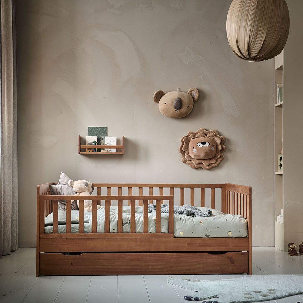 Petite Amélie | Lit enfant Plume | Lit pour tout-petit avec protection antichute | Brun Noyer | 70x140 cm (Petite Amélie) - Image 5