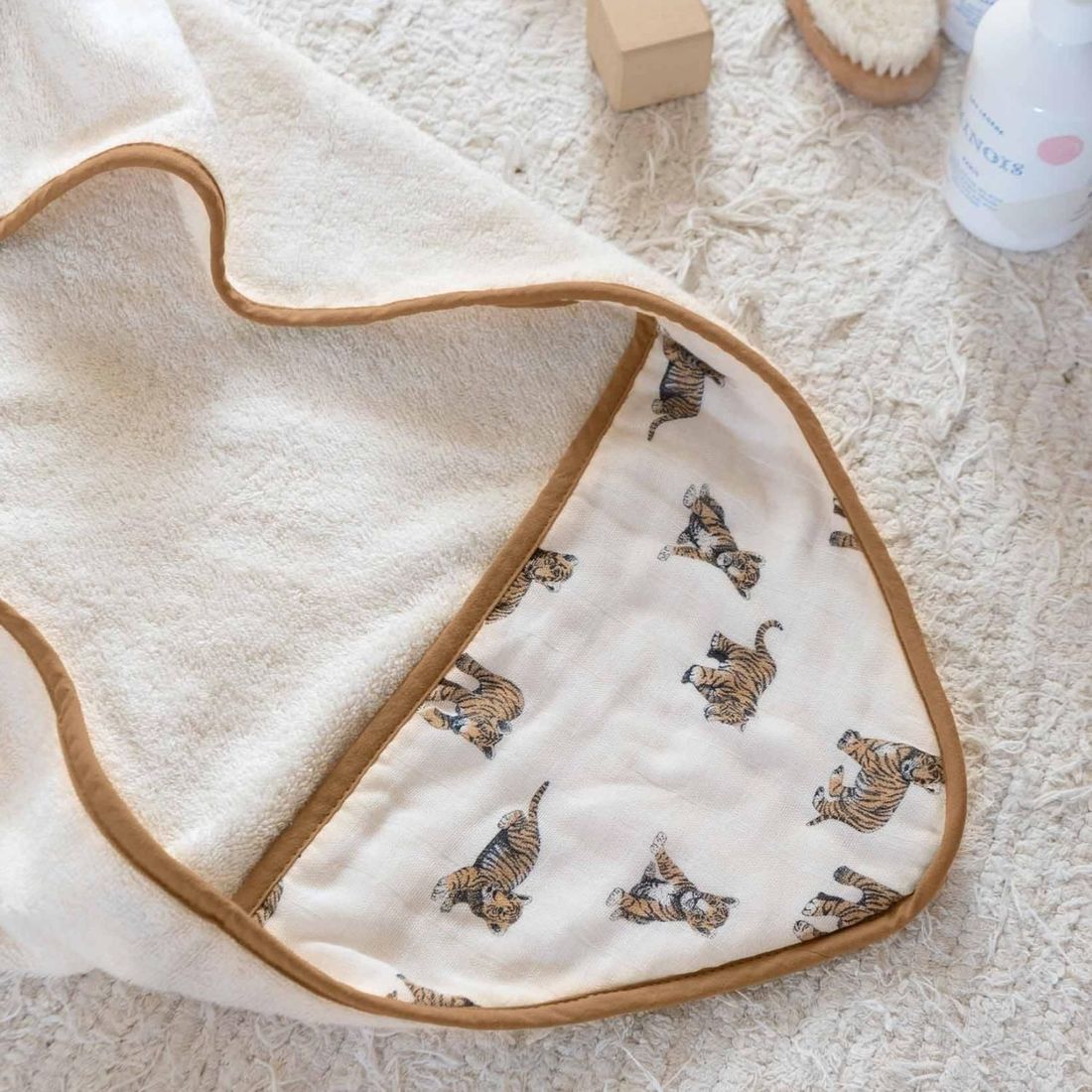 Cape de bain Tea Tigre Brown (80 x 80 cm) (Milinane) - Image 4