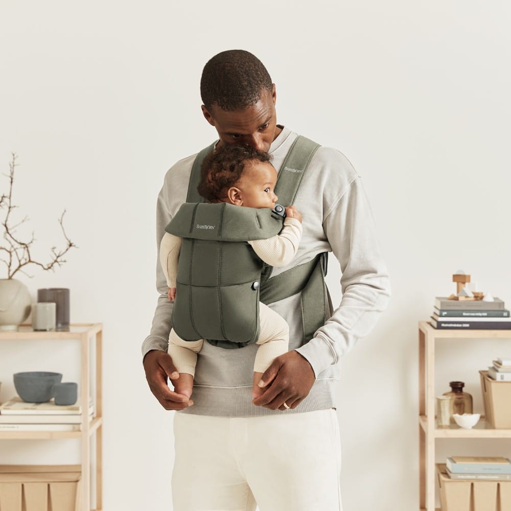 Porte-bébé Mini Tissé vert foncé (BabyBjörn) - Couverture