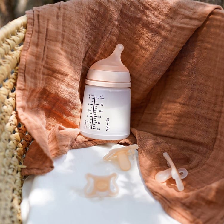 Coffret biberon Zéro Zéro 180 ml + 1 sucette symétrique SX PRO (Suavinex) - Couverture