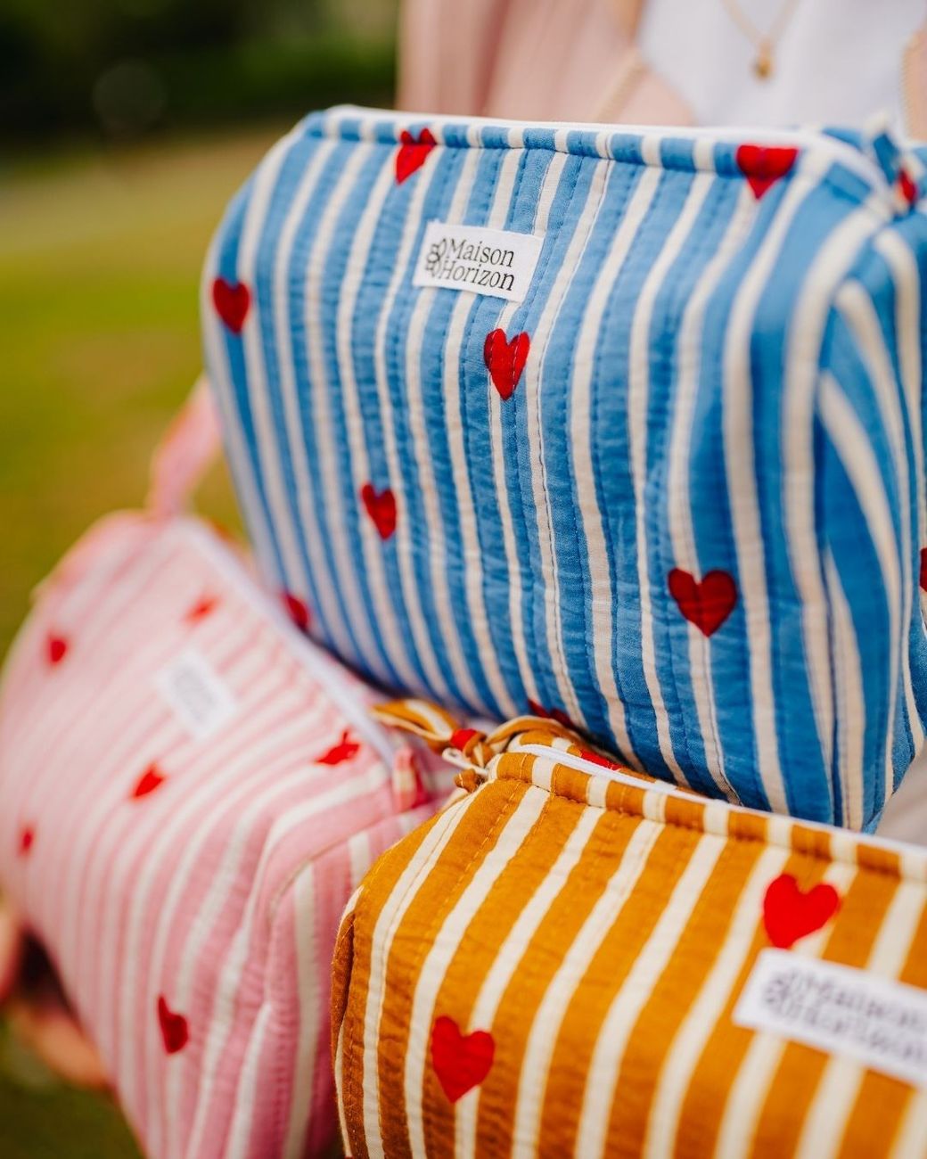Trousse de toilette Banita Coeurs rose (Maison Horizon) - Couverture