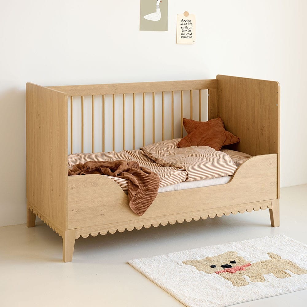 Petite Amélie | Lit bébé évolutif Cannelle | Bois chêne et hêtre | 70x140 cm (Petite Amélie) - Couverture