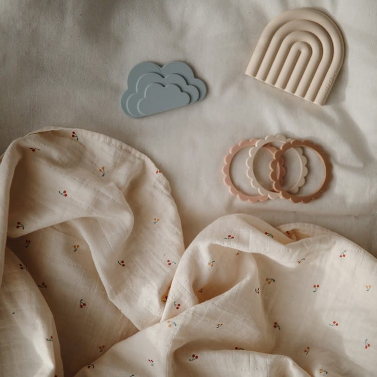 Lot de 3 bracelets de dentition Flower Rose-Blush-Shifting sand (Mushie) - Couverture