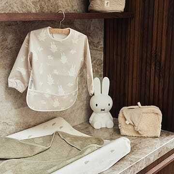 Bavoir à Manches Happy Miffy - Nougat (Jollein) - Couverture
