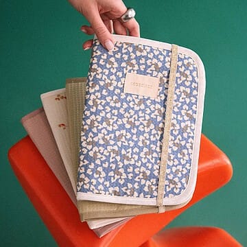 Protège-carnet de Santé Poema Opéra - Blue Yumiko (Nobodinoz) - Couverture