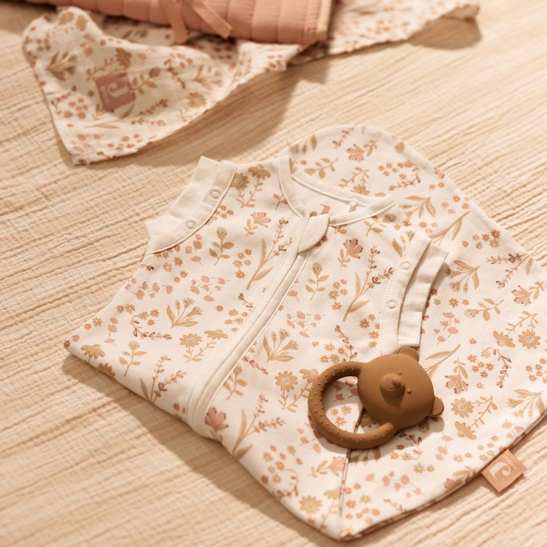 Gigoteuse légère Cocoon Bloomy TOG 0,5 (0-3 mois) (Jollein) - Couverture