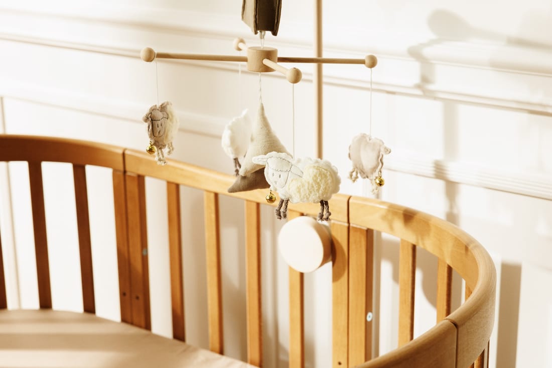 - Mobile Musical Moutons - (Mon Lit Cabane) - Couverture