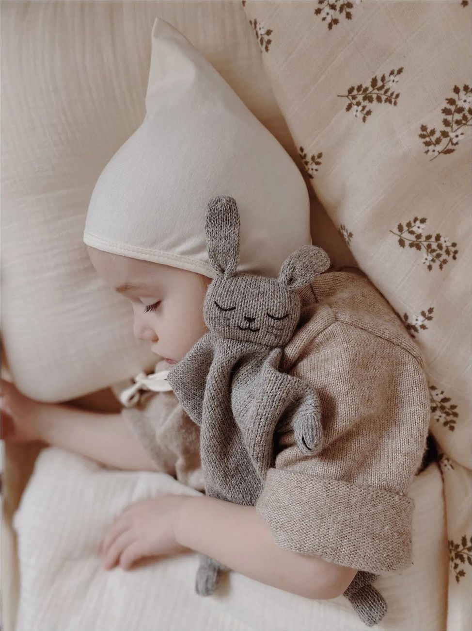 Main Sauvage - Doudou Lapin en alpaga (Main Sauvage) - Couverture
