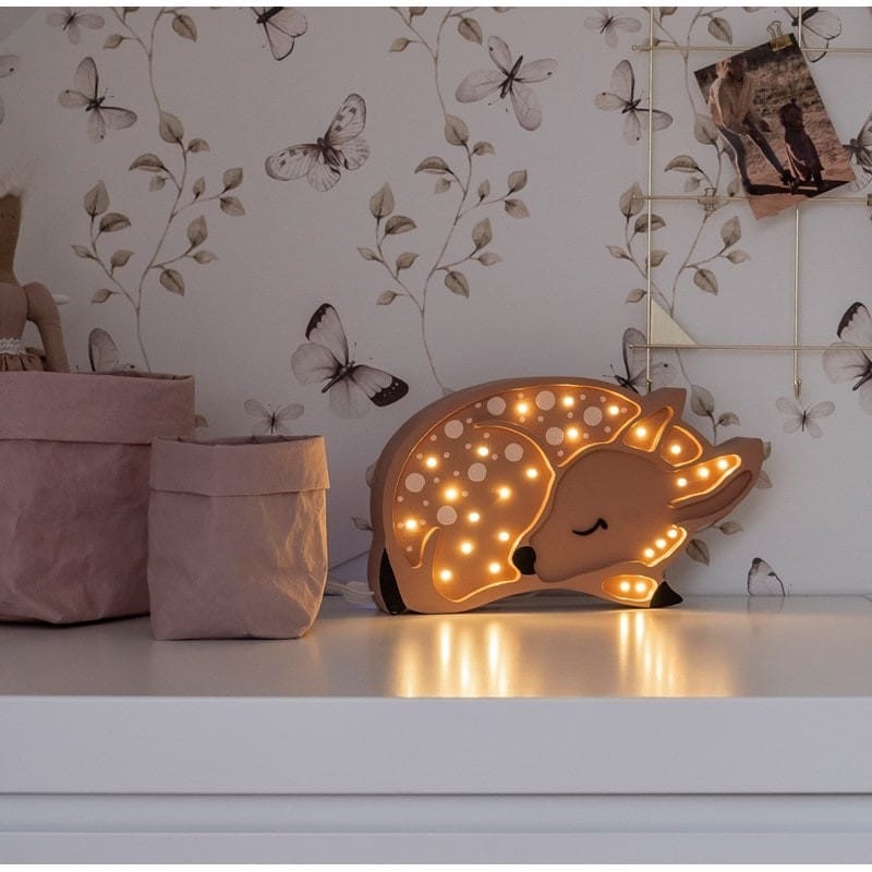 Lampe veilleuse faon brun clair (Little Lights) - Couverture