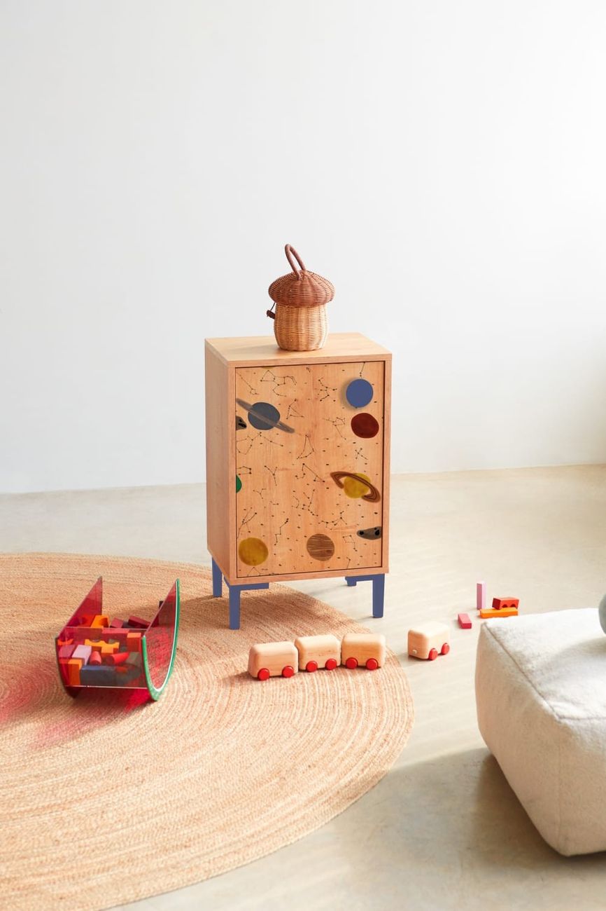 Table de chevet 1 porte couleur chêne imprimé espace (RNT by Really Nice Things) - Couverture