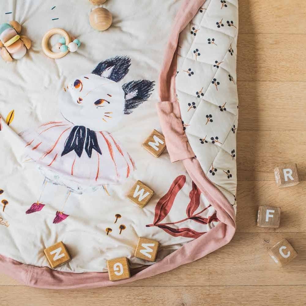 Après la pluie Tapis de jeu + sac (Moulin Roty) - Couverture