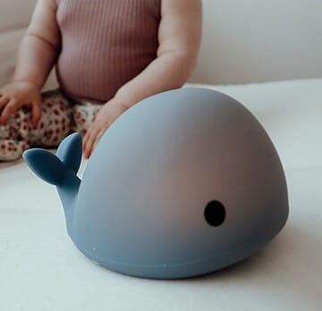 Veilleuse Baleine Moby - Bleu Nuit (Flow) - Couverture