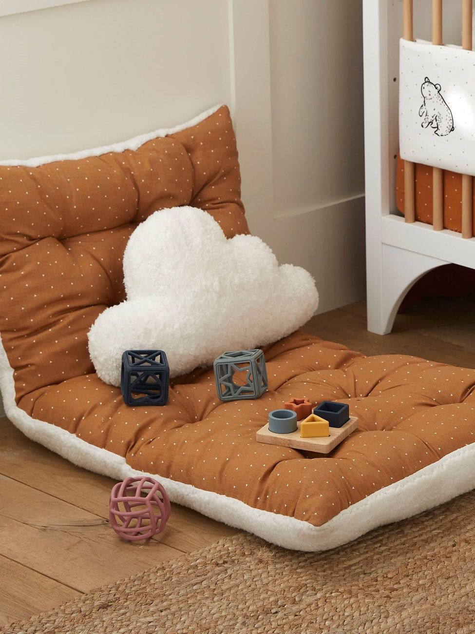 Coussin Nuage en sherpa ecru (Vertbaudet) - Couverture
