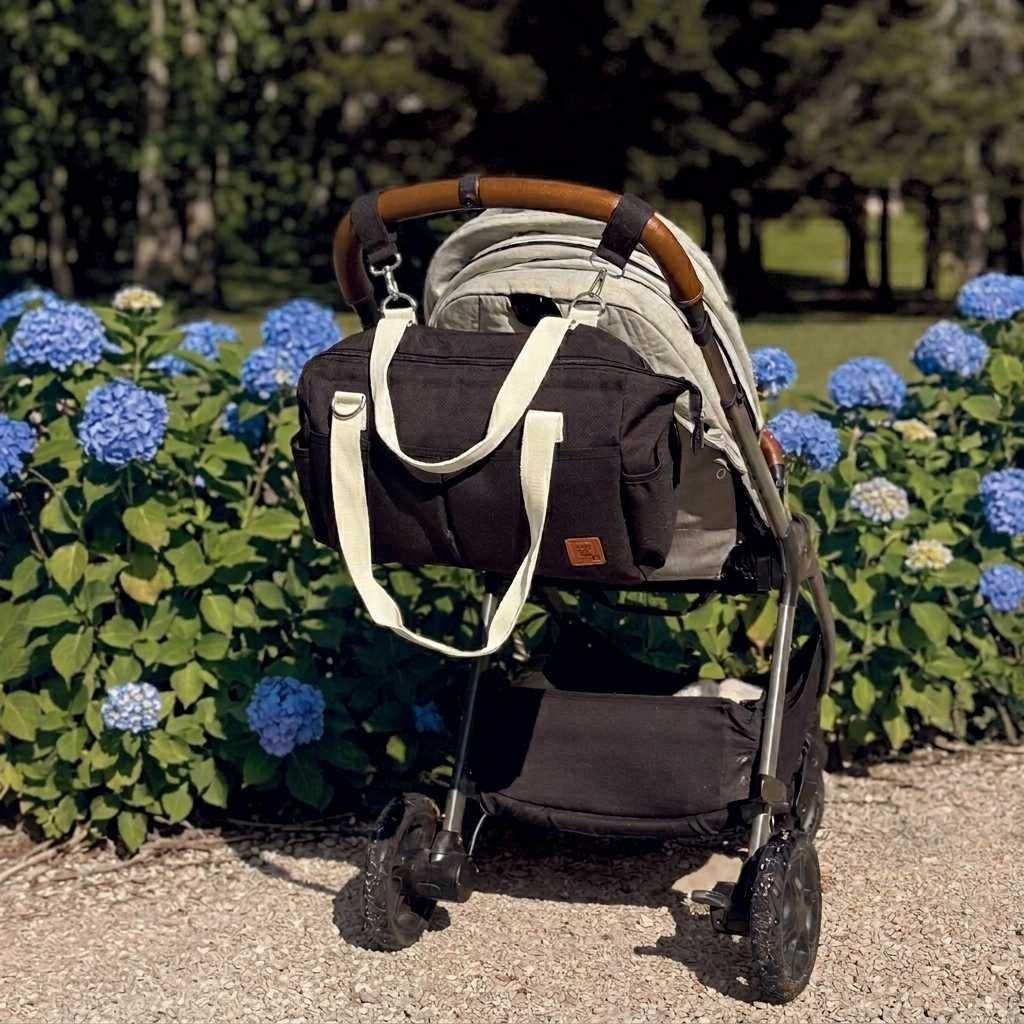 Sac à langer à bandoulière avec tapis nomade + housse isotherme (Trois Kilos Sept) - Couverture