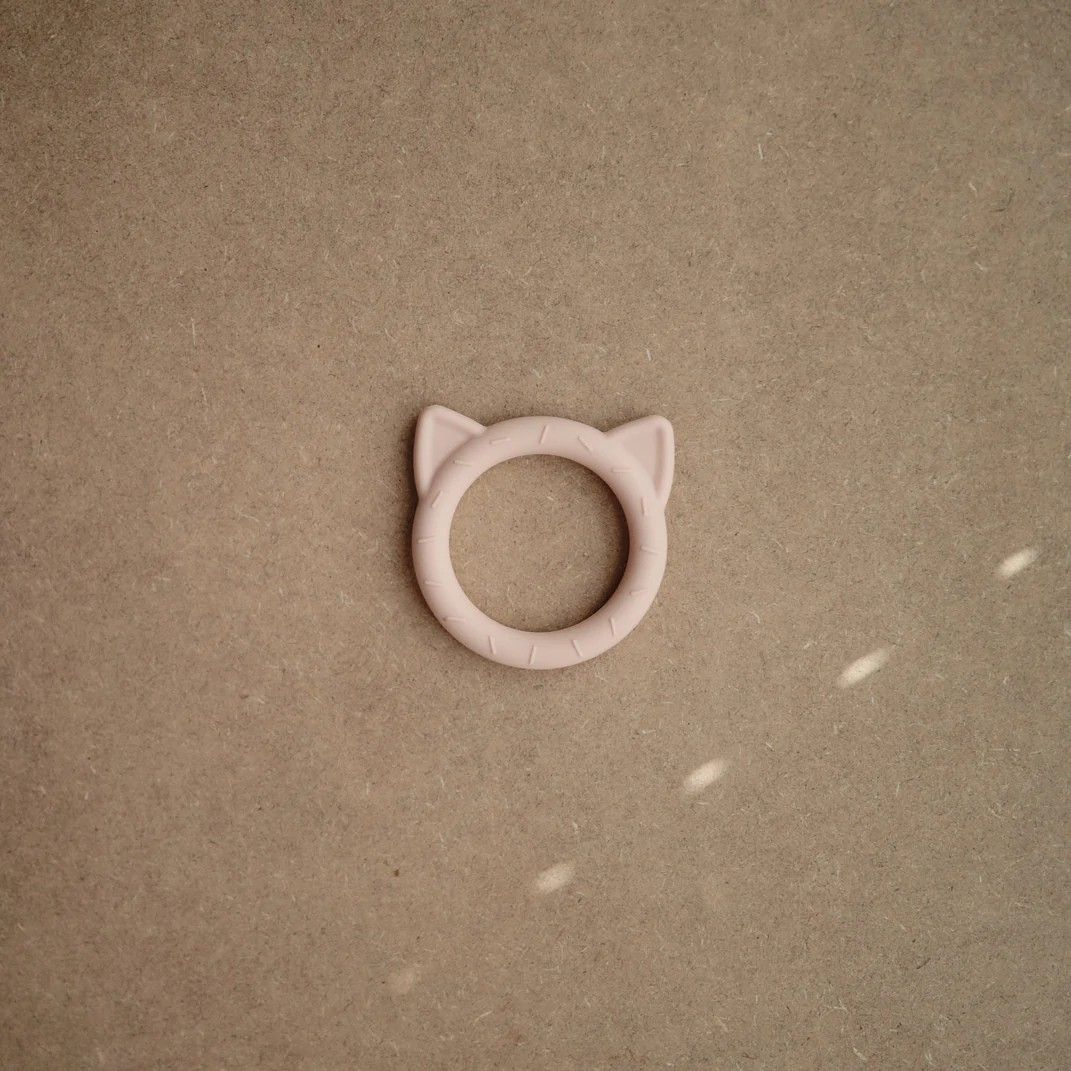 Anneau de dentition chat Mushie (Mushie) - Couverture