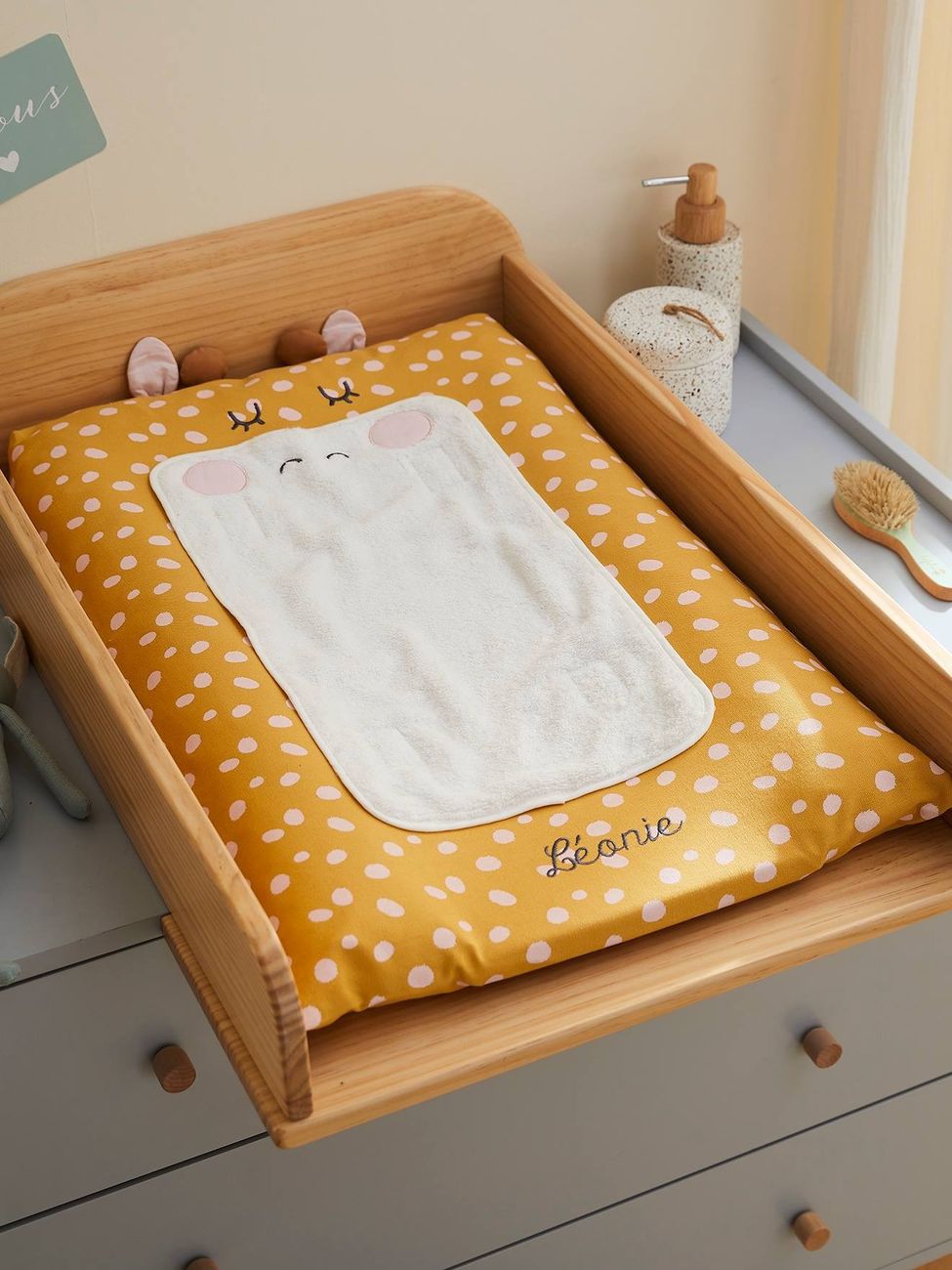Housse matelas à langer GIRAFE ocre / multicolore (Vertbaudet) - Couverture