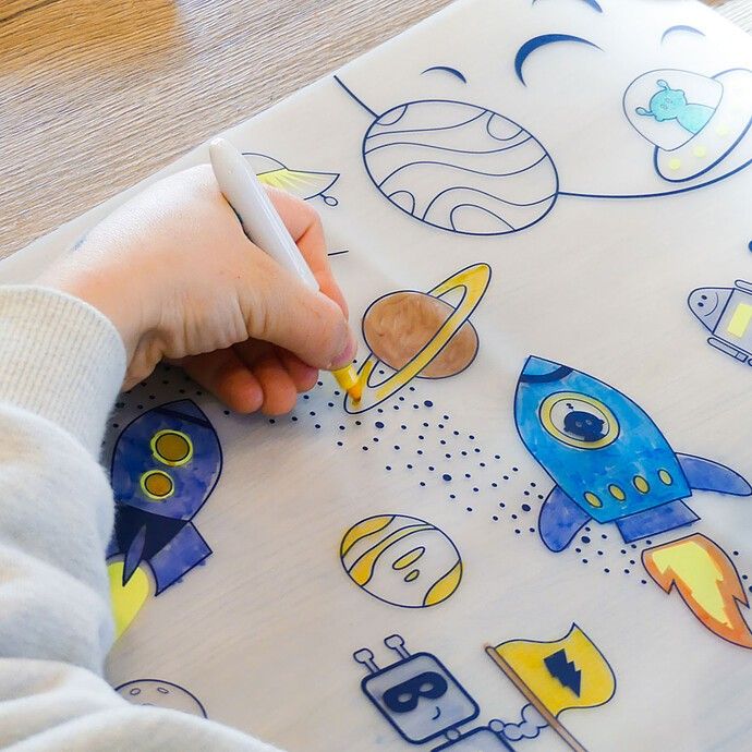 Super Petit - Set de Table à Colorier et ses 5 feutres - Dans l'espace