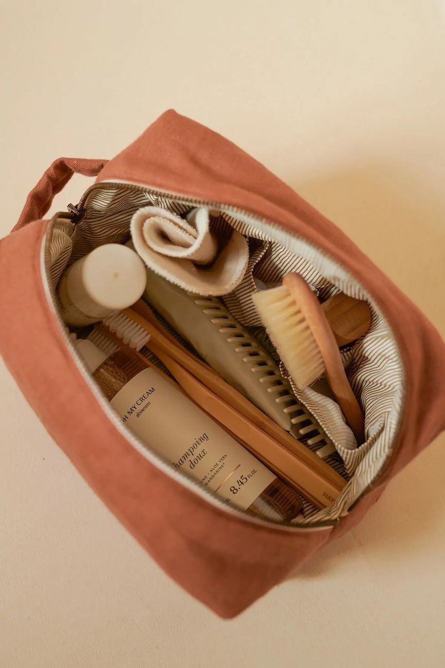 Paulette la (grande) trousse de toilette (Petit Picotin) - Couverture