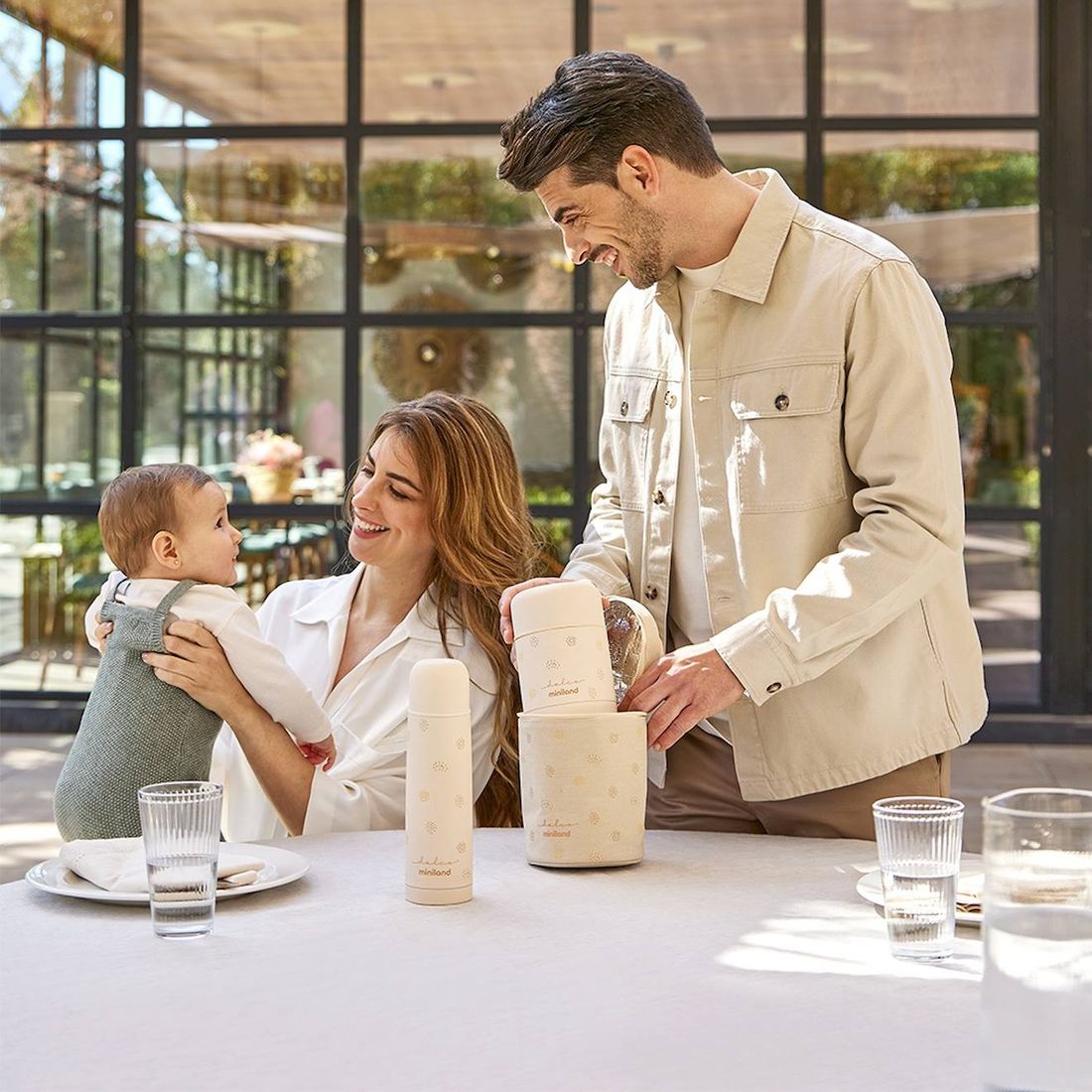 Sac Isotherme Thermibag 700ml Beige (Miniland) - Couverture