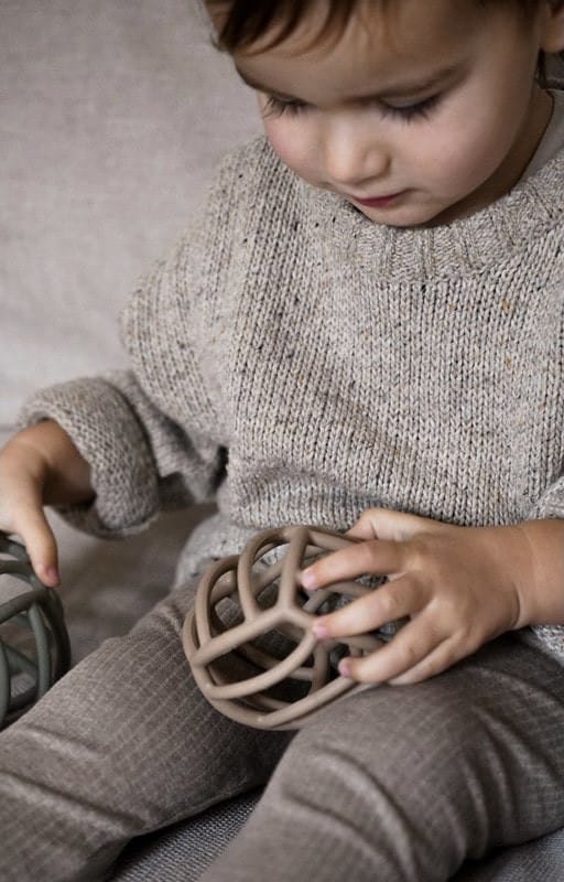 Balle sensorielle beige (Léo et Léa France) - Couverture