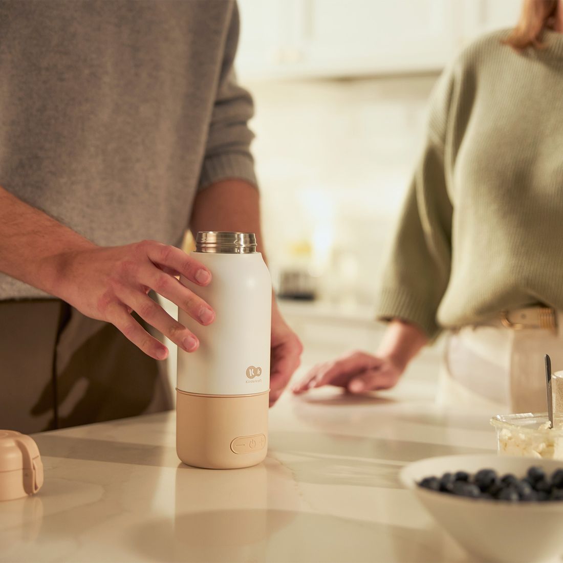 Chauffe-biberon mobile et thermos 2-en-1 GAJA beige (Kinderkraft) - Couverture