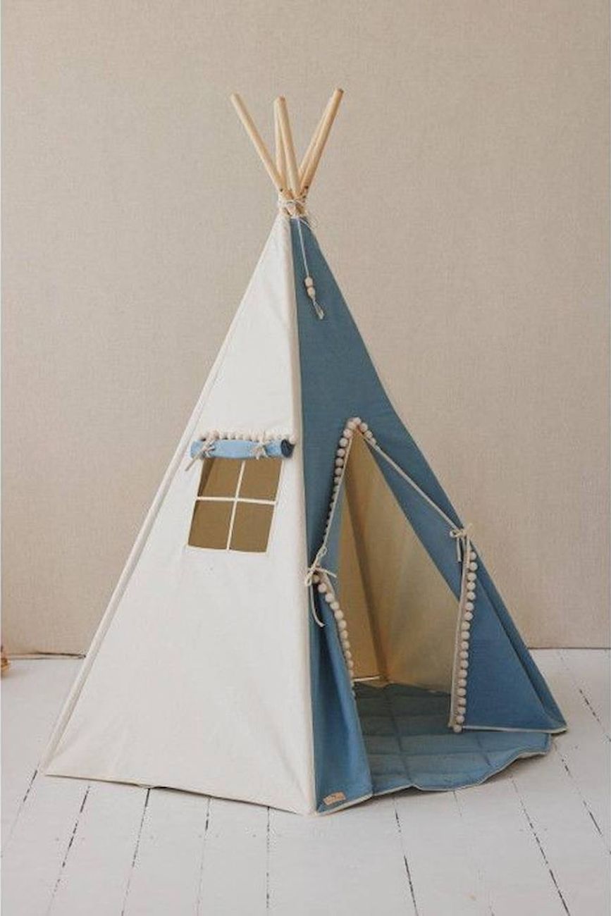 Tente tipi avec pompoms et tapis jeans (Moi Mili) - Couverture