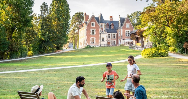 Visite de chateaux dans le val de loire, près de Tours, activité familiale