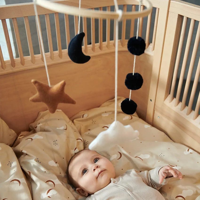 Chambre bebe avec mobile Liewood